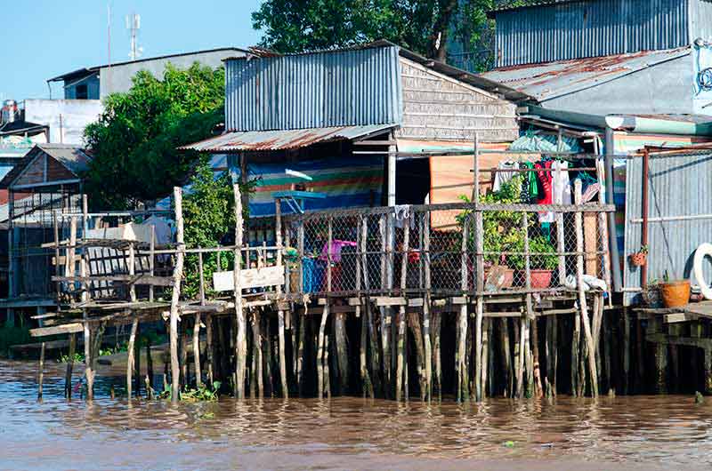 54 - Vietnam - delta del Mekong - casas